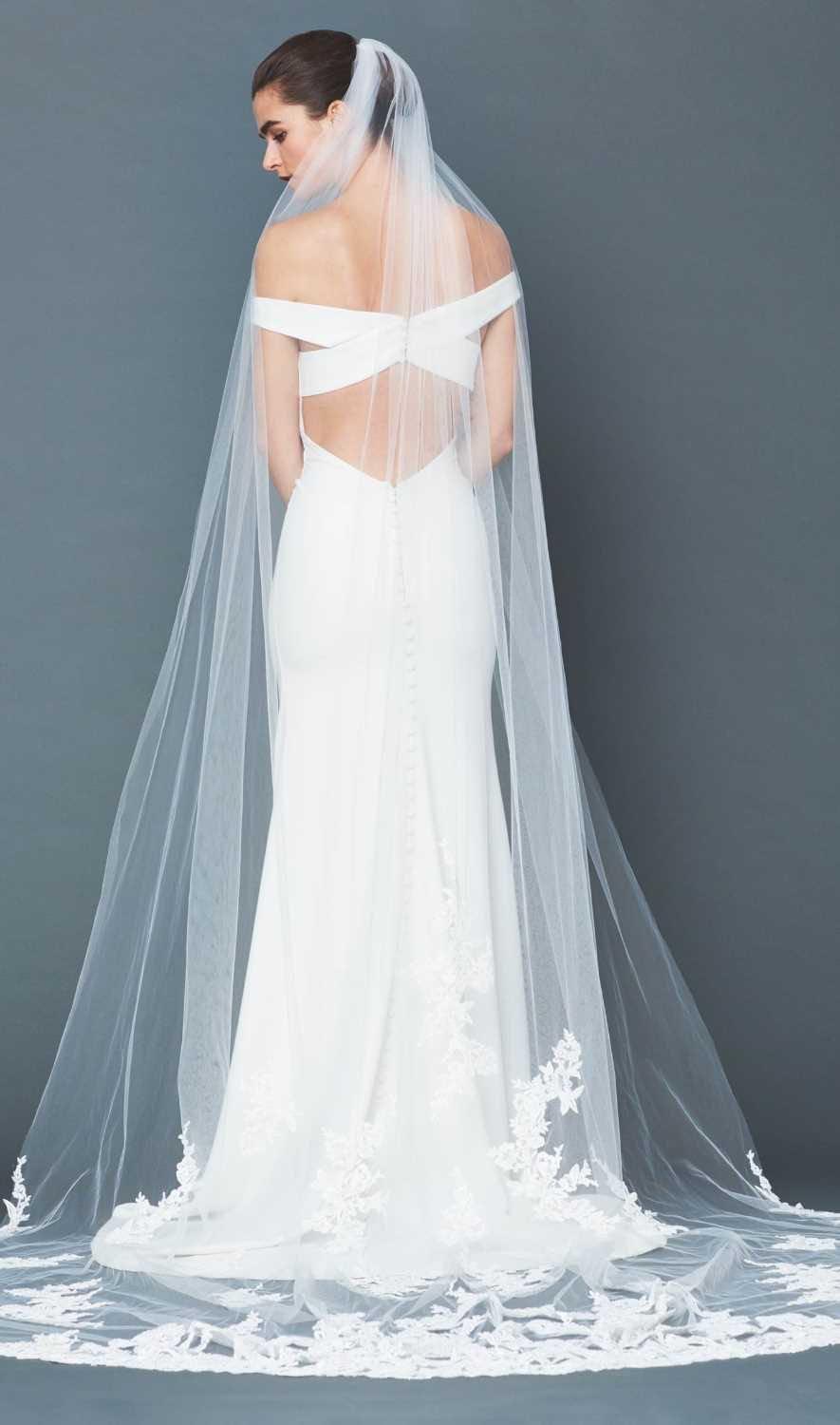 Anne Barge "Bardot" Veil