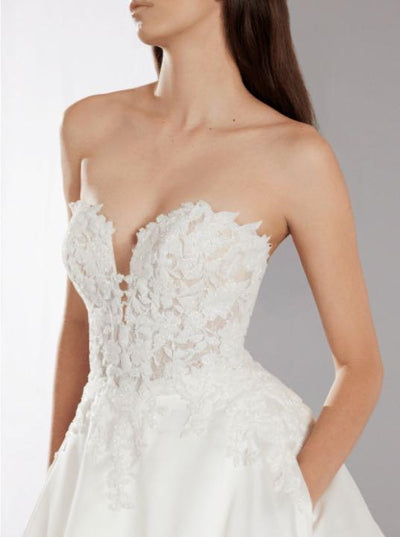 Pronovias 