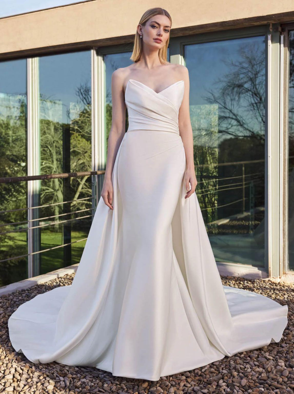 Pronovias "Privet" with overskirt