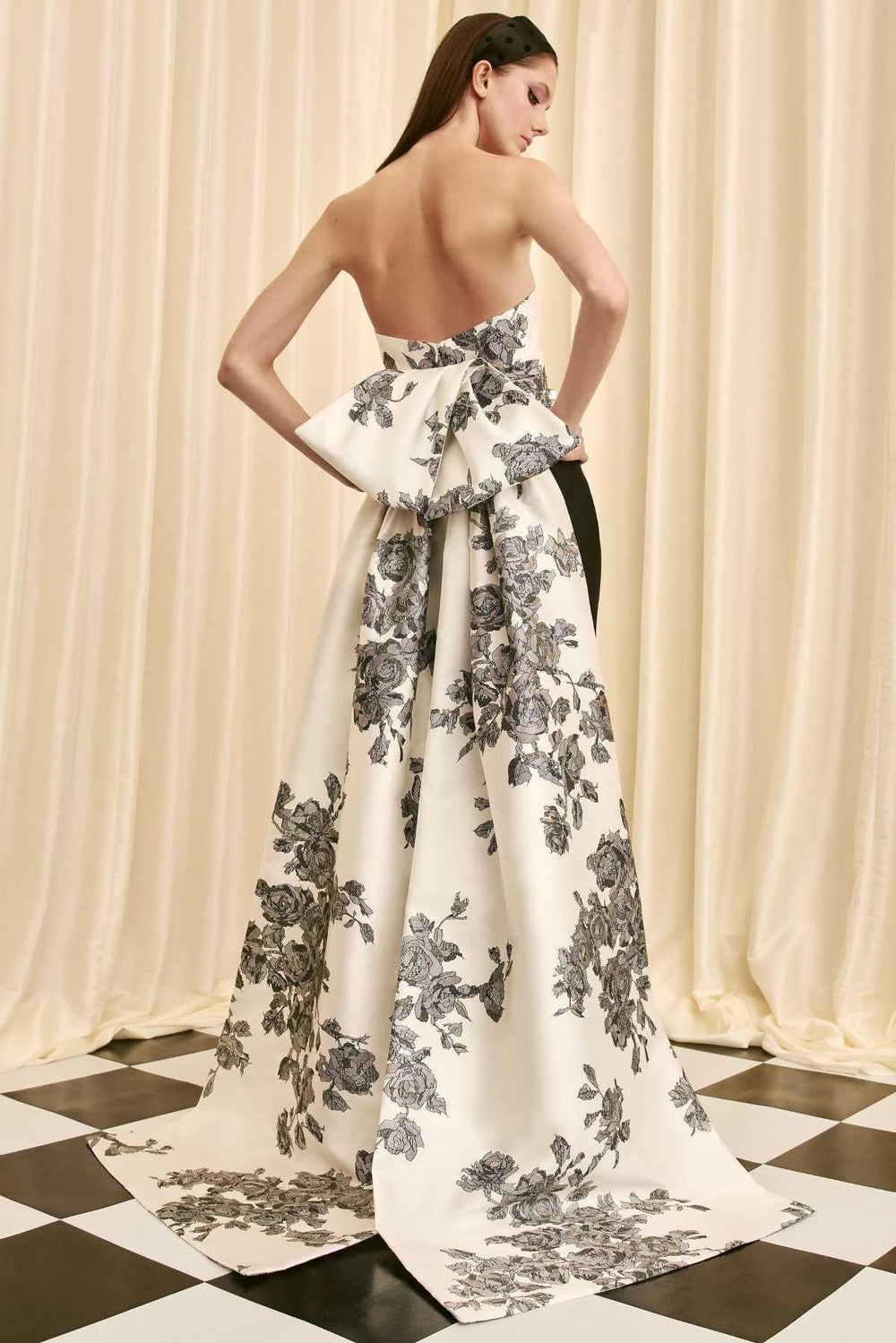 Audrey & Brooks 7009