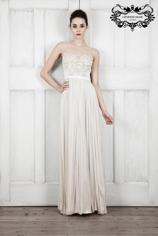 Catherine Deane Vivienne in Charcoal Size 6