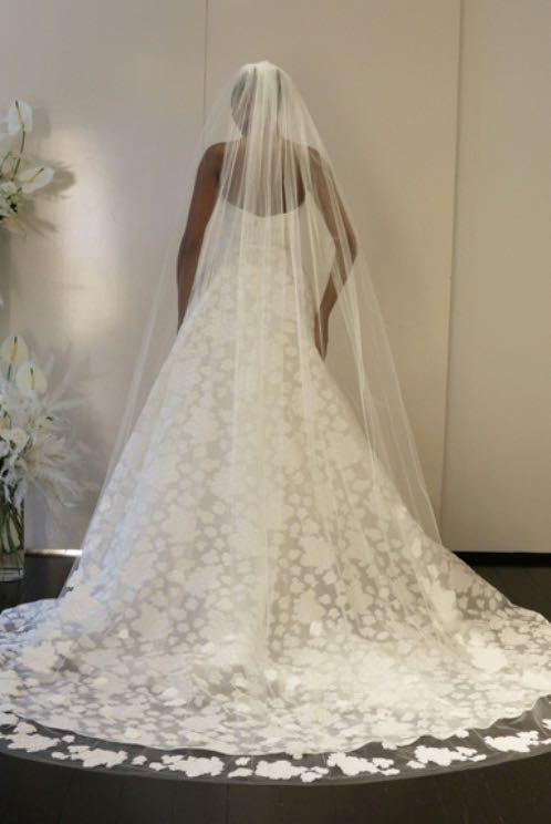 Amsale "AVA805" Veil